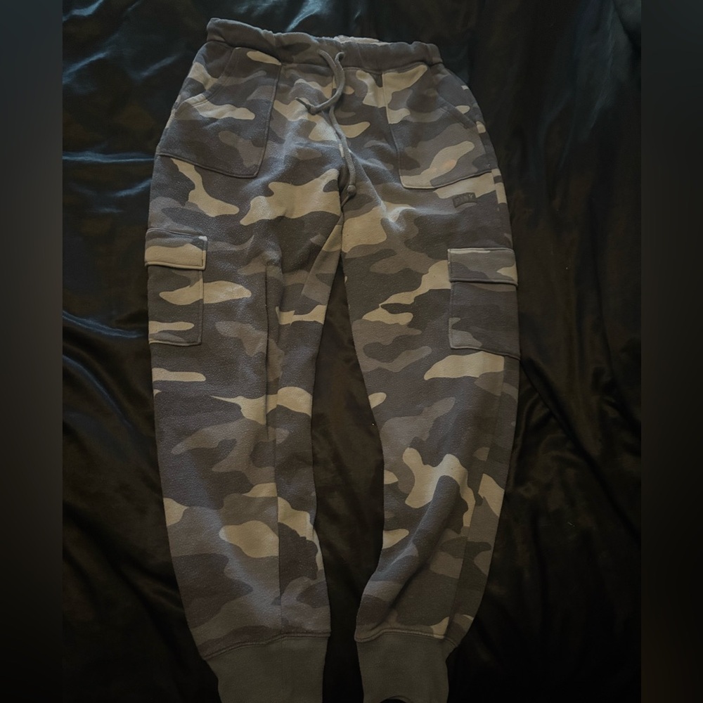 PINK Victoria's Secret Gray Camouflage Joggers
